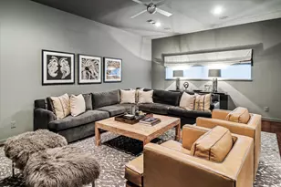 2211 Avalon Pl, Houston, TX 77019 - Photo 35