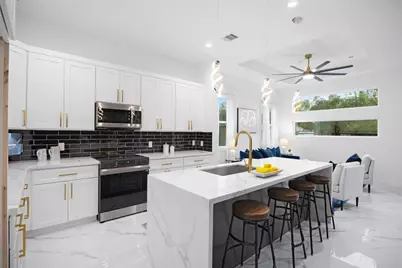 5125 Doolittle Boulevard, Houston, TX 77033 - Photo 9