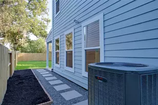 957 Ringold St, Houston, TX 77088 - Photo 23