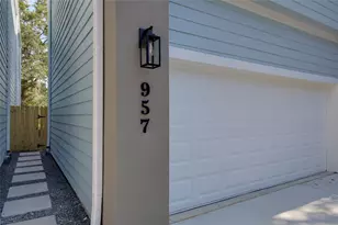 957 Ringold St, Houston, TX 77088 - Photo 3