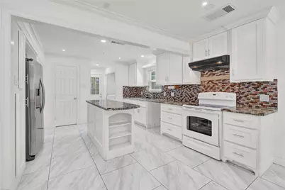 10773 Royal Pines Drive, Conroe, TX 77303 - Photo 9