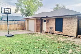 2609 Ivy St, Houston, TX 77026 - Photo 1
