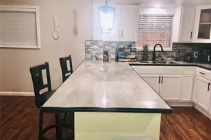 2609 Ivy St, Houston, TX 77026 - Photo 9