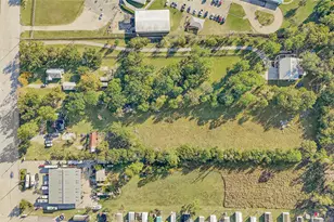 2926 Massey Tompkins Rd, Baytown, TX 77521 - Photo 7