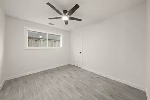 10903 Dunlap St, Houston, TX 77096 - Photo 23