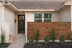 10903 Dunlap St, Houston, TX 77096 - Photo 1