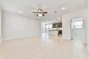 4230 Wind Swell Ln, Houston, TX 77053 - Photo 5