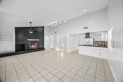 10407 Townhall Lane, Sugar Land, TX 77498 - Photo 9