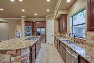 101 E Silverwood Ranch Estate, Shenandoah, TX 77384 - Photo 9