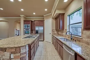 101 E Silverwood Ranch Estate, Shenandoah, TX 77384 - Photo 9