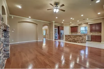 101 E Silverwood Ranch Estate, Shenandoah, TX 77384 - Photo 15