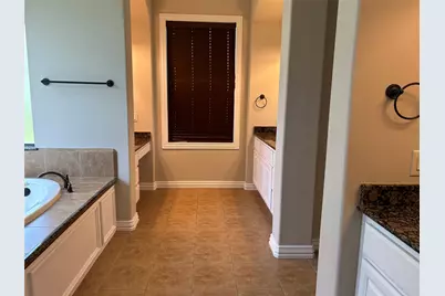 101 E Silverwood Ranch Estate, Shenandoah, TX 77384 - Photo 37