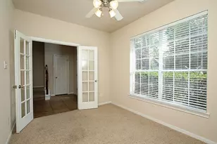 63 S Archwyck Cir, The Woodlands, TX 77382 - Photo 9