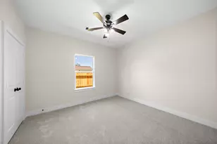 7714 N Howton St, Houston, TX 77028 - Photo 13