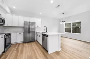 789 Fortune St, Houston, TX 77088 - Photo 5