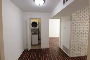 2101 Fountain View Dr, Houston, TX 77057 - Photo 15