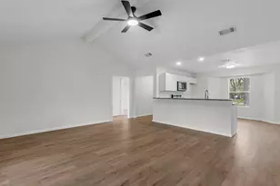 230 W Willwood Dr, Willis, TX 77378 - Photo 5