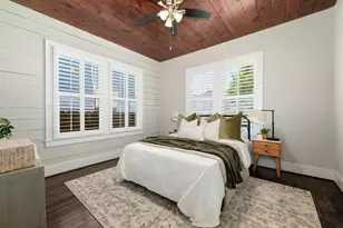 3621 Ave O 1/2, Galveston, TX 77550 - Photo 11
