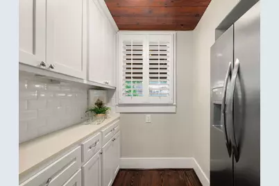 3621 Avenue O 1/2, Galveston, TX 77550 - Photo 9