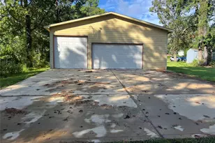 155 Cherry Tree, Livingston, TX 77351 - Photo 27