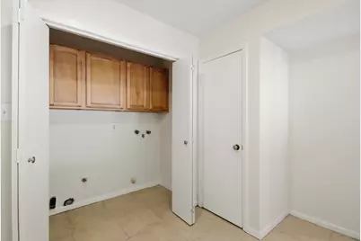 20315 Sunny Shores Drive #B, Humble, TX 77346 - Photo 5