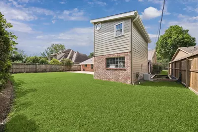 9777 Larston Street, Houston, TX 77055 - Photo 27