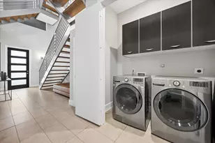 1403 Hickory St, Houston, TX 77007 - Photo 9