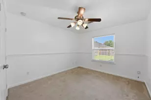 2008 Sandy Bank Ln, Pearland, TX 77581 - Photo 19