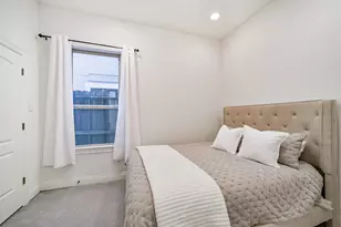 2016 Sabine St, Houston, TX 77007 - Photo 27