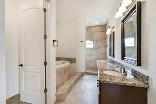 2016 Sabine St, Houston, TX 77007 - Photo 21