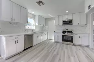 1831 Courtside Pl Dr, Missouri City, TX 77489 - Photo 19