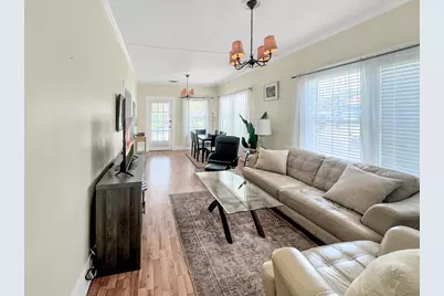 1504 Christopher Columbus Boulevard, Galveston, TX 77550 - Photo 9