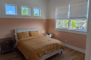 709 E 13th St, Houston, TX 77008 - Photo 33