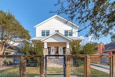 709 E 13th Street, Houston, TX 77008 - Photo 1