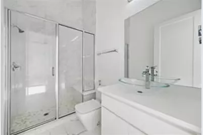 4670 Cedar Street, Bellaire, TX 77401 - Photo 13
