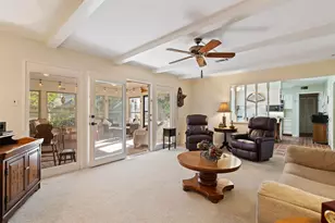 5311 Green Springs Dr, Houston, TX 77066 - Photo 9