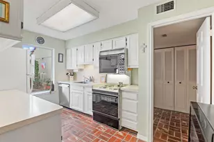 5311 Green Springs Dr, Houston, TX 77066 - Photo 11