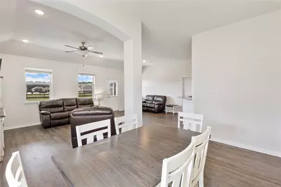 213 Kickapoo Drive, Anahuac, TX 77514 - Photo 15