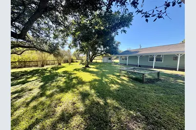 35 Private Road 815, Markham, TX 77414 - Photo 7