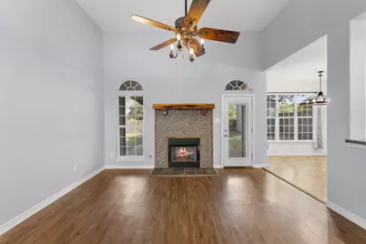 340 Rose Mayer Loop, La Grange, TX 78945 - Photo 5