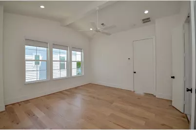 204 Burr Street #G, Houston, TX 77011 - Photo 31