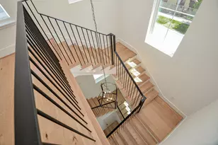 204 Burr St, Houston, TX 77011 - Photo 25