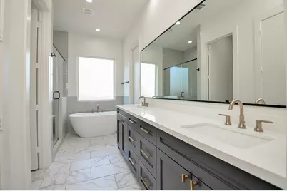 204 Burr Street #G, Houston, TX 77011 - Photo 33