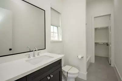 204 Burr Street #G, Houston, TX 77011 - Photo 9