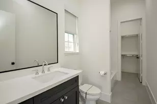 204 Burr St, Houston, TX 77011 - Photo 9