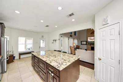 922 Bayhill Drive, Sugar Land, TX 77479 - Photo 13