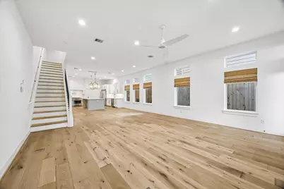 921 W 21st Street, Houston, TX 77008 - Photo 5