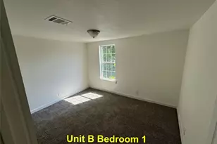 8214 Livingston St, Houston, TX 77051 - Photo 9