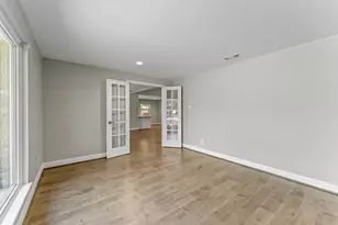 2515 Blue Willow Dr, Houston, TX 77042 - Photo 17