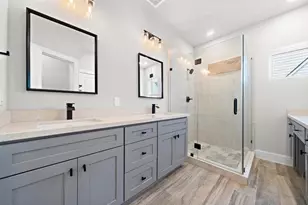 232 W 28th St, Houston, TX 77008 - Photo 5